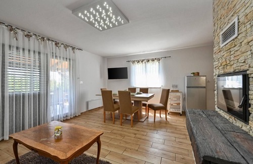 Sveti Ivan Zelina House | Lovely home in Biskupec Zelinski