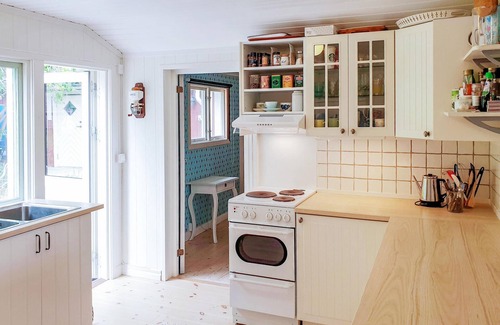 Arsta Havsbad House | Lovely home in årsta havsbad with WiFi