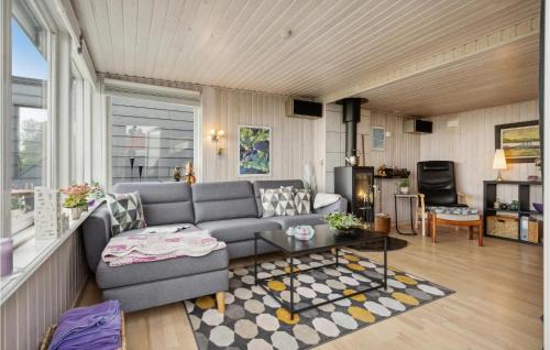 Bjert House | Lovely Home In Bjert With Kitchen