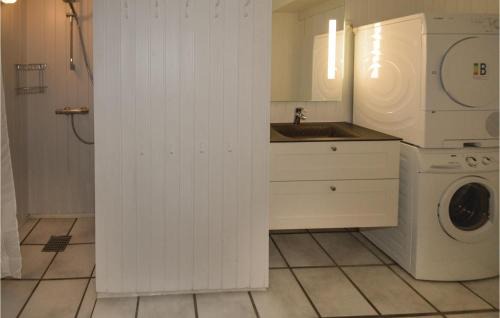 Blokhus House | Lovely Home In Blokhus With Sauna