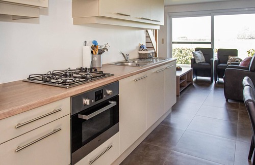Nieuwkapelle House | Lovely home in Diksmuide with sauna