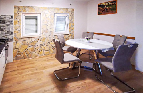 Zemunik Donji House | Lovely home in Donji Zemunik