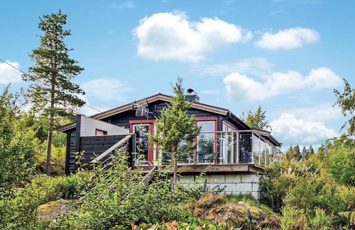 Enebakk House | Lovely home in Enebakk with WiFi