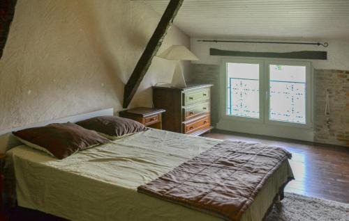 Monclar-de-Quercy House | Lovely Home In Monclar-De-Quercy