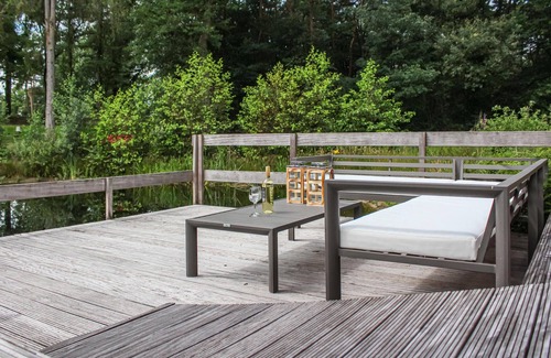 Heel House | Lovely home in HEEL with WiFi