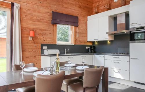 Heel House | Lovely Home In Heel With Wifi