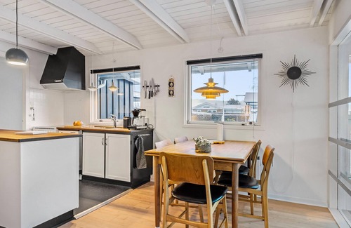 Hejlsminde Strand House | Lovely home in Hejls with sauna