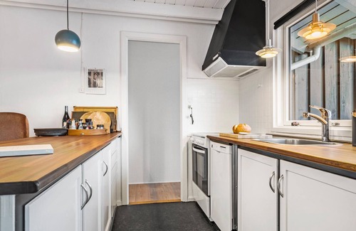 Hejlsminde Strand House | Lovely home in Hejls with sauna
