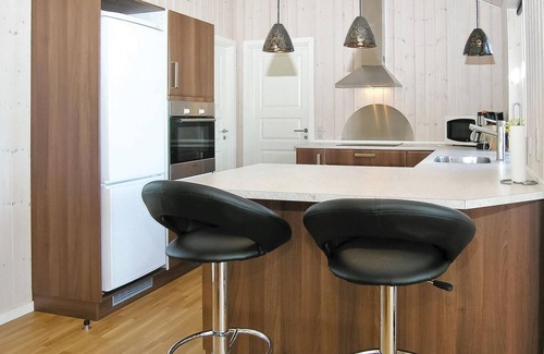 Falen House | Lovely home in Hemmet with sauna