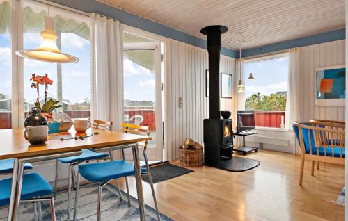 Lonstrup House | Lovely Home In Hjørring With Wifi