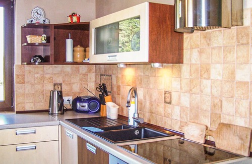 Glowczyce House | Lovely home in Izbica with WiFi