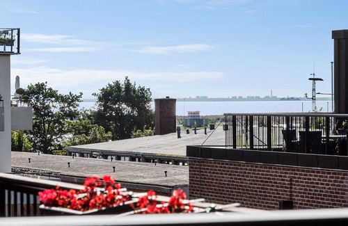 Amager House | Lovely home in København S with WiFi