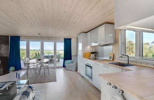 Logstor House | Lovely home in Løgstør with kitchen