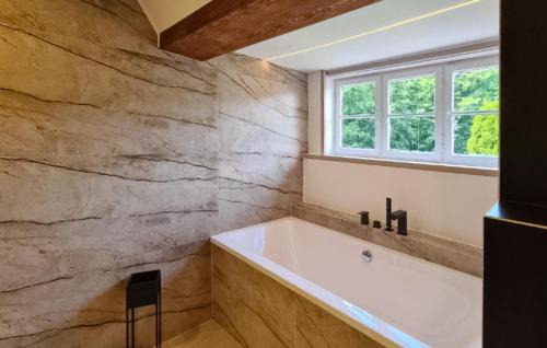 Lubniewice House | Lovely Home In Lubniewice With Wifi