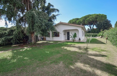 Marina Velca House | Lovely home in Marina Velca with WiFi