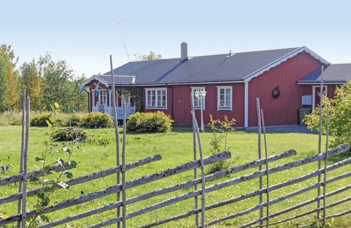 Ankarvattnet House | Lovely home in Mattmar with kitchen
