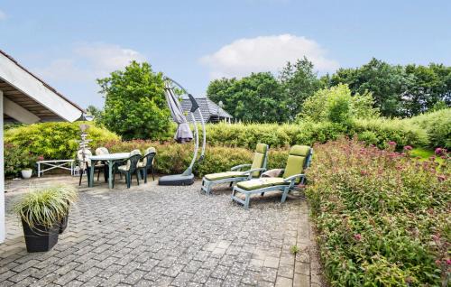 Vejlby Fed House | Lovely Home In Middelfart With Kitchen