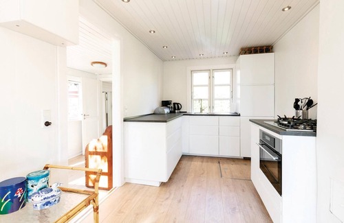Bedegaard House | Lovely home in Nexø with WiFi