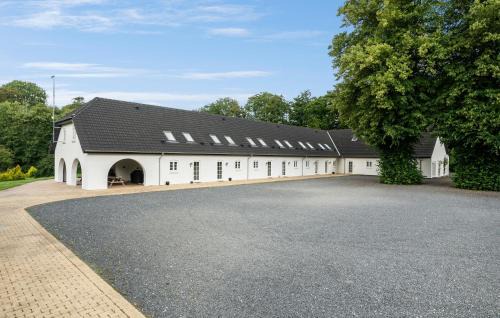 Nimtofte House | Lovely Home In Nimtofte With Wifi