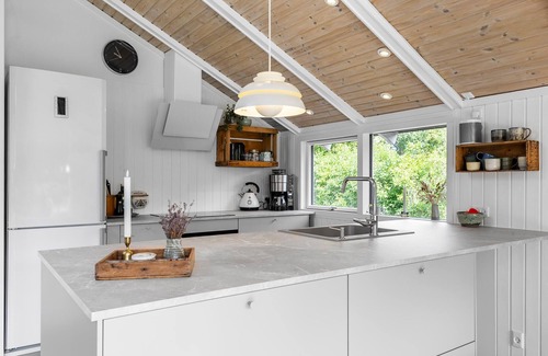 Saksild Strand House | Lovely home in Odder with kitchen