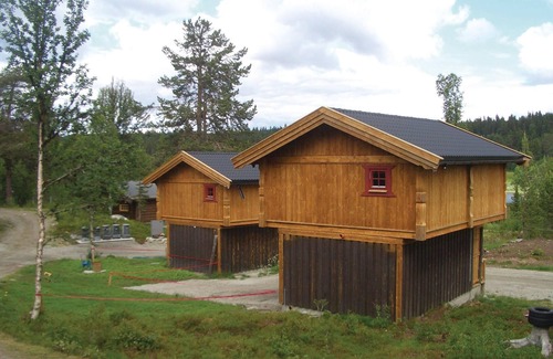 Ringebu House | Lovely home in Ringebu with kitchen