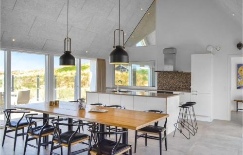 Houvig House | Lovely Home In Ringkøbing With Sauna