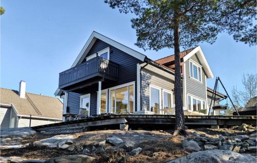 Risor House | Lovely Home In Risør With Sauna