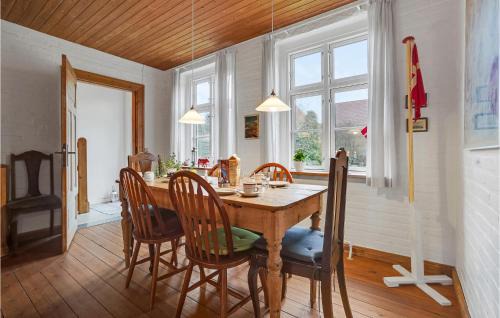 Sønderborg House | Lovely Home In Sønderborg With Kitchen