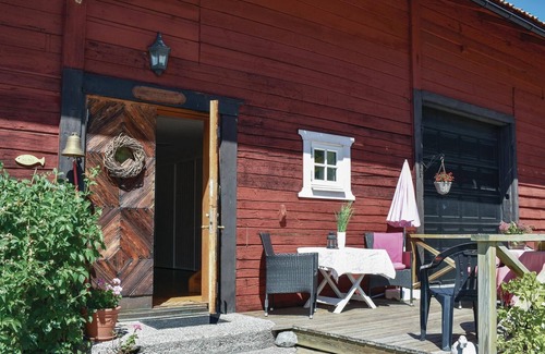 Soderkoping Municipality House | Lovely home in Sankt Anna with kitchen