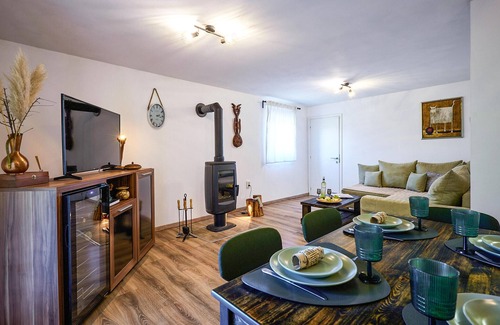 Lekenik House | Lovely home in Sisinec