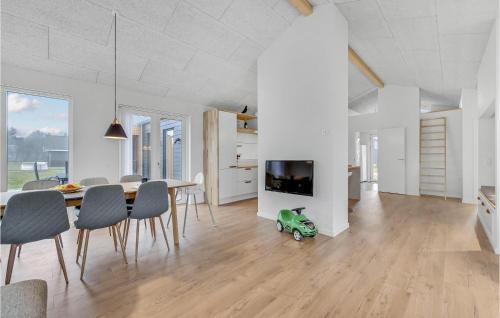 Ringkøbing-Skjern Municipality House | Lovely Home In Skjern With Sauna
