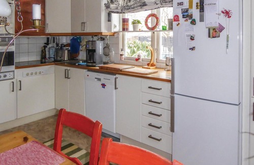Spanga - Tensta House | Lovely home in Spånga with kitchen