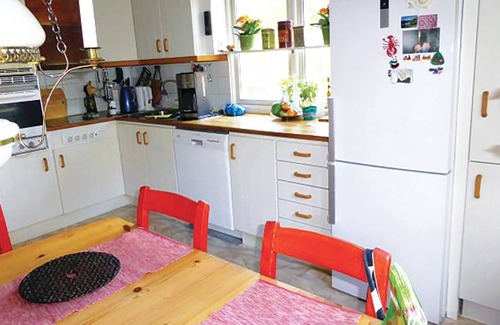 Spanga - Tensta House | Lovely home in Spånga with kitchen