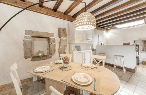 Tremblay House | Lovely home in Tremblay with kitchen