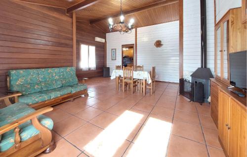 Turis House | Lovely Home In Turís With Swimming Pool