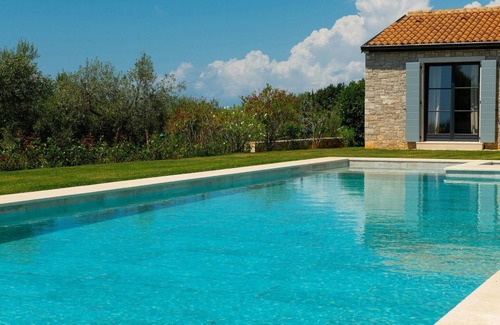 Zambratija House | Lovely home in Umag with sauna