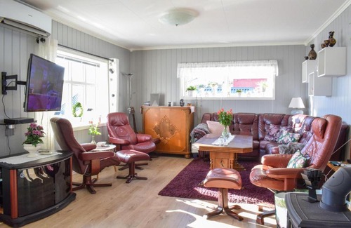 Kvinnherad House | Lovely Home In Utåker With Wifi