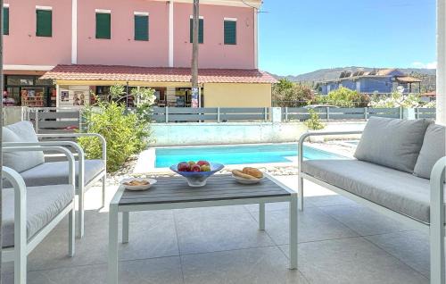 Psaropouli House | Lovely Home In Vasilika Evia