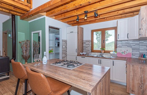 Tribunj House | Lovely home in Vodice with WiFi