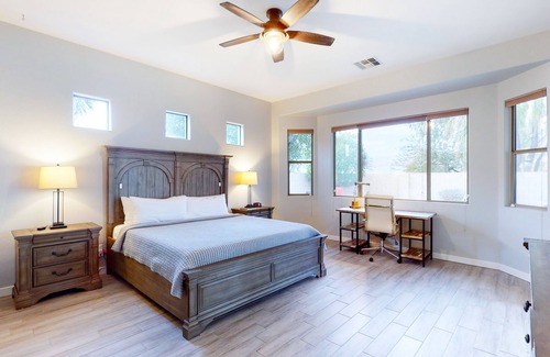 Chandler House | Lovely home with pool, enclosed yard, central AC, & washer/dryer