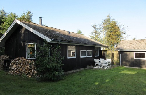 Ronbjerg Cottage | Lovely house with beautiful views of the Limfjord.