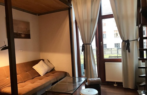 Palmovka Apartment | Lovely LOFT apartment close to metro and centre
