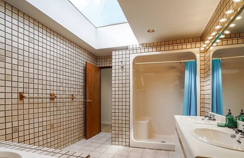 Horseshoe Bay Apartment | Lovely Master bedroom+AC in Shared Home