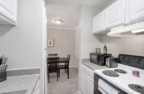 Midland House | Lovely Midland Getaway With Fitness Center