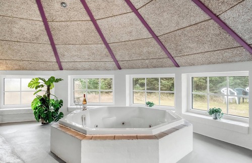 Klegod Cottage | Lovely pool house on a lovely secluded plot by Søndervig - 1017