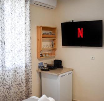 Foinikounta Apartment | Lovely Rooms Finikounda