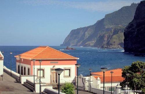 Ponta Delgada Villa | Lovely Sea View 3-bed House in p Delgada, Madeira
