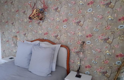 L'Isle-Jourdain House | Lovely self contained three bedroom house with private garden.