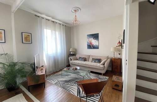 Lagny-sur-Marne Bed & Breakfast | Lovely single room in house with garden.