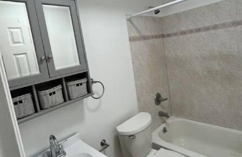 Mariners Harbor Apartment | Lovely studio on Staten Island, New York